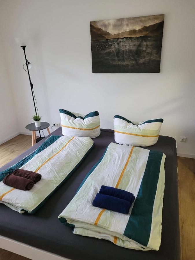 Schoene, Gemuetliche Moeblierte 2 Zi Wohnung In Rgb Řezno Exteriér fotografie