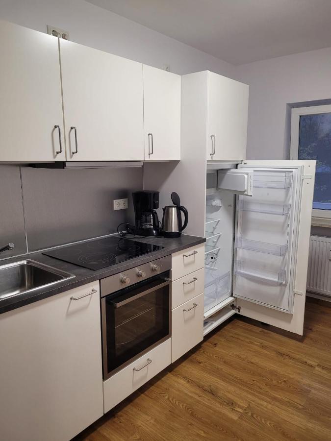 Schoene, Gemuetliche Moeblierte 2 Zi Wohnung In Rgb Řezno Exteriér fotografie